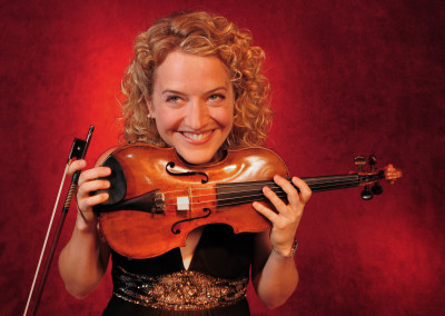 Regina Leslie - Professional Violinist
